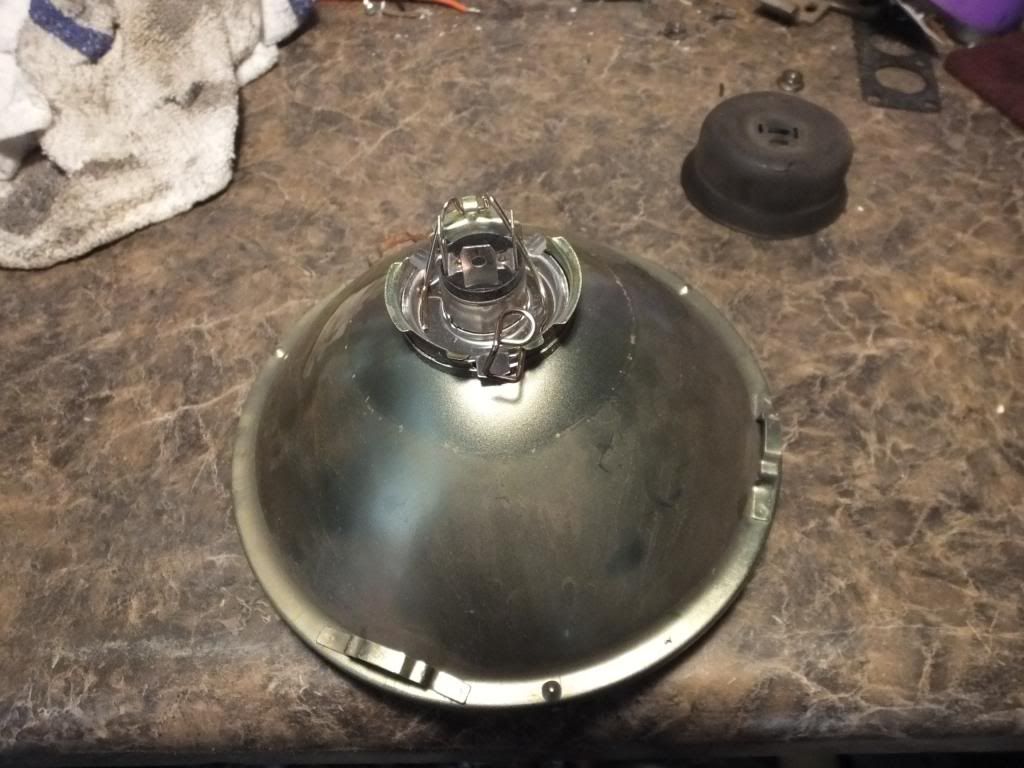 Head lights - The 1947 - Present Chevrolet & GMC Truck Message Board